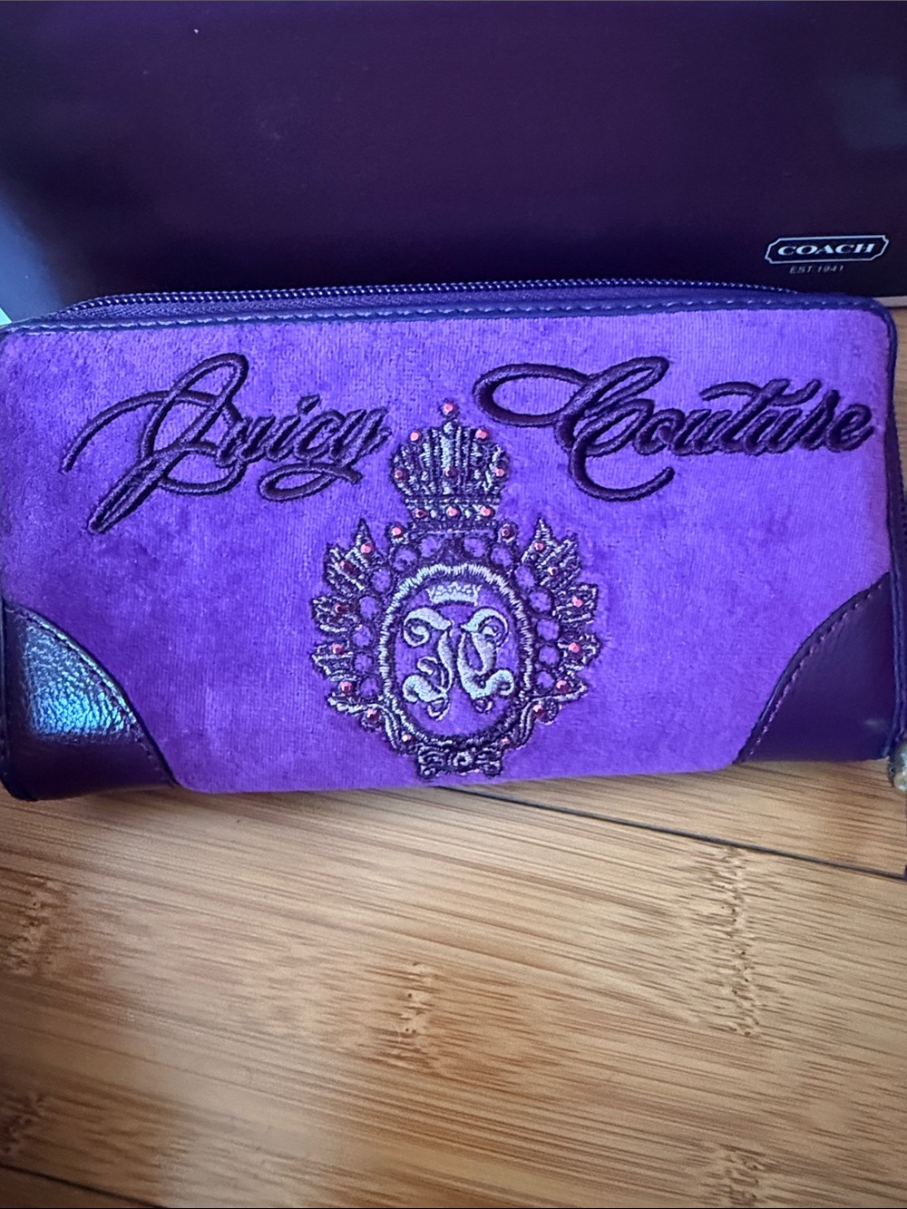 Juicy Couture Purple Suede Embellished Zip Wallet - Picture 4 of 5